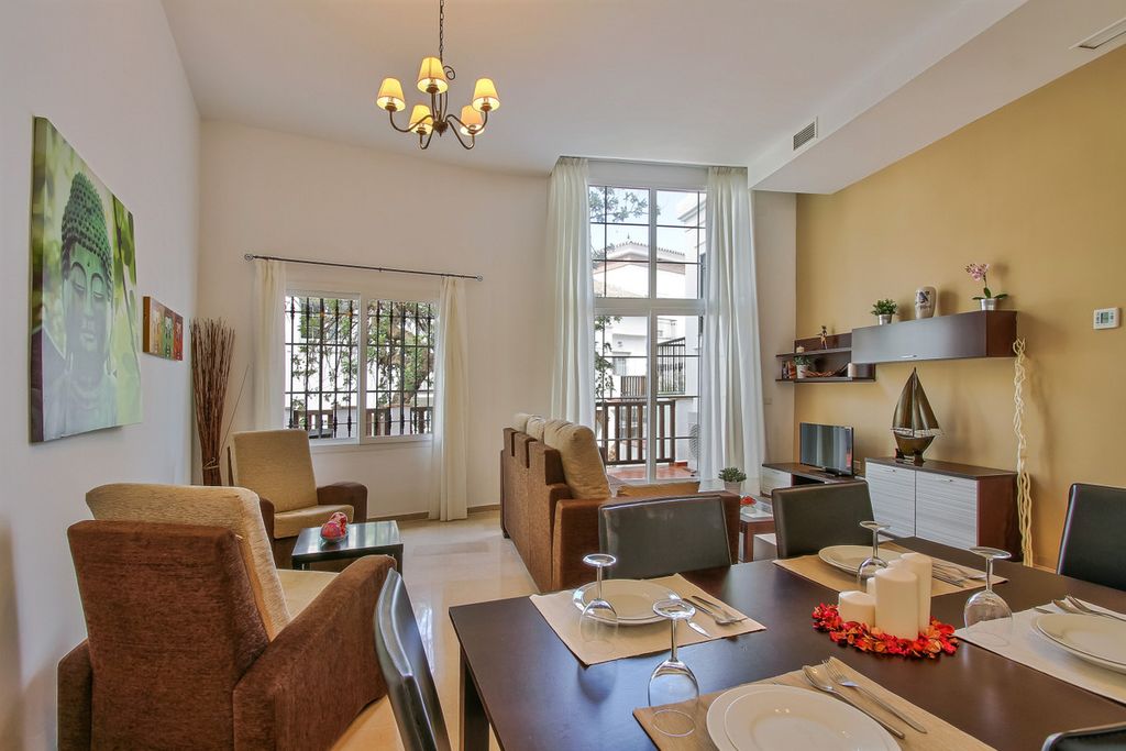 Property photo 2 of 16