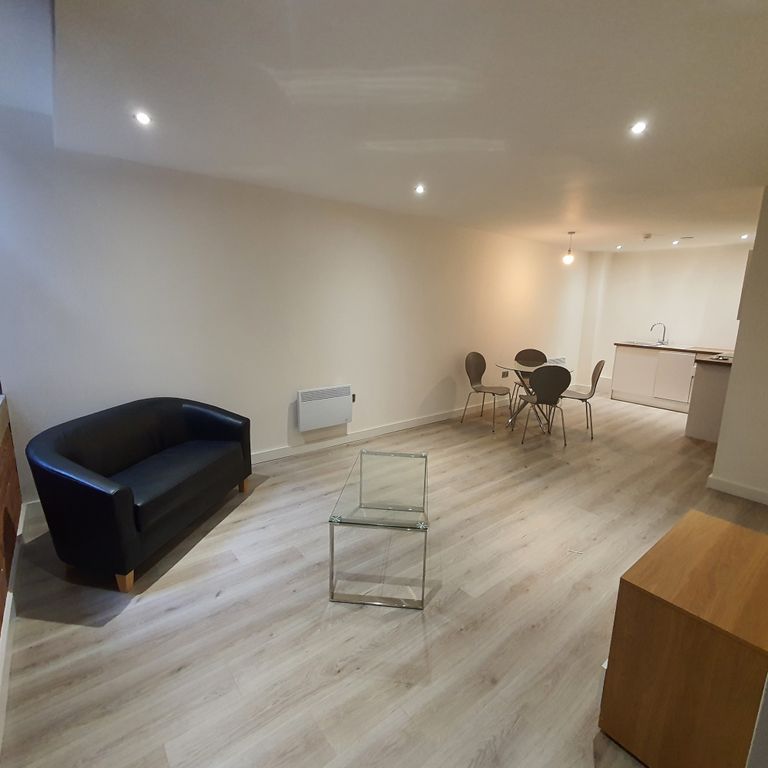 Property photo 3 of 8