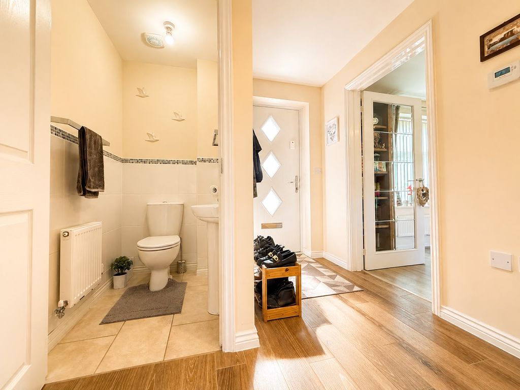 Property photo 3 of 18