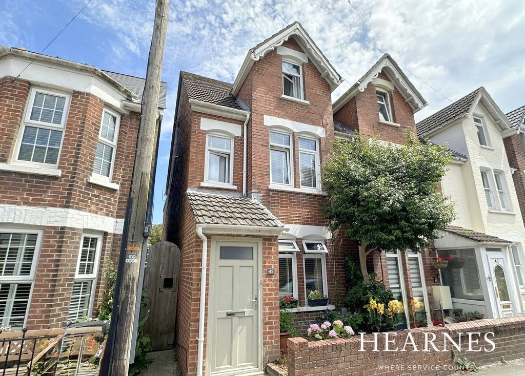 Property photo 1 of 30