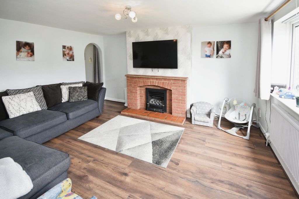 Property photo 3 of 17 Photography