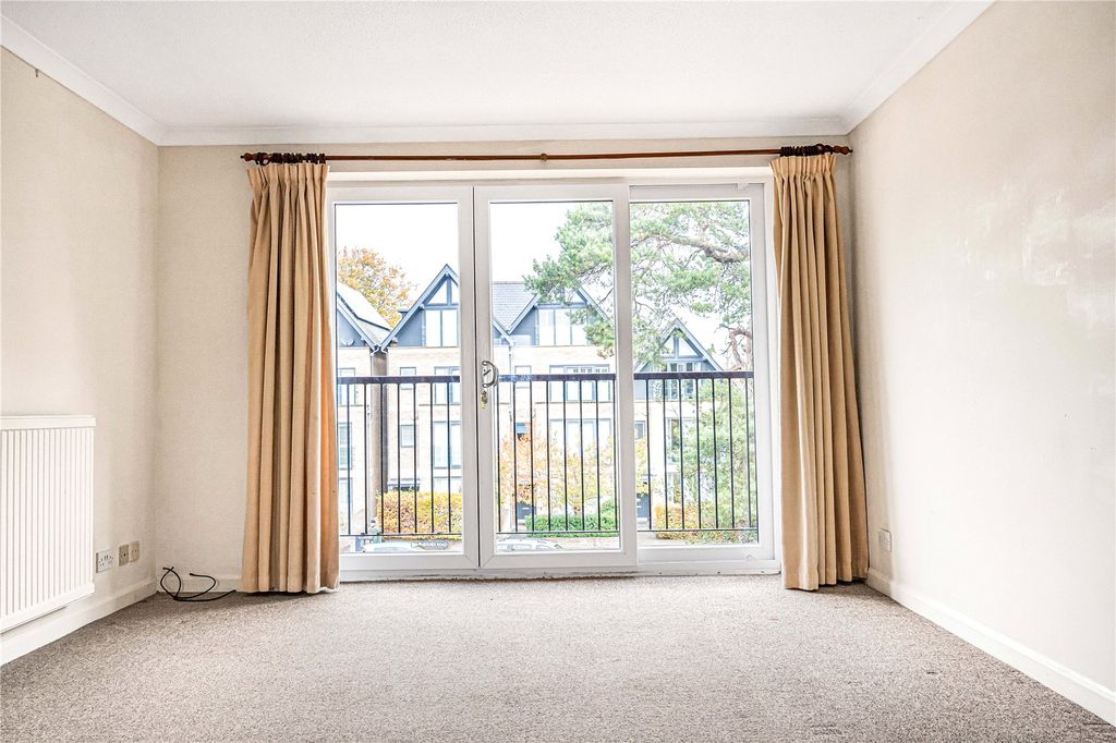 Property photo 3 of 11 Picture No. 11