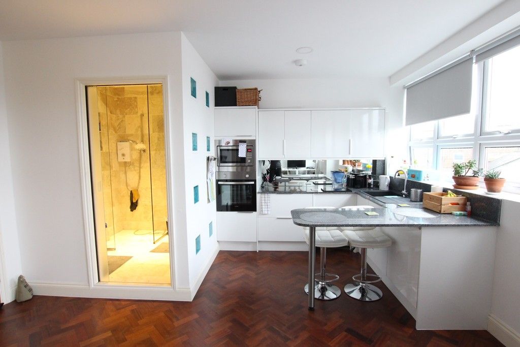 Property photo 1 of 4