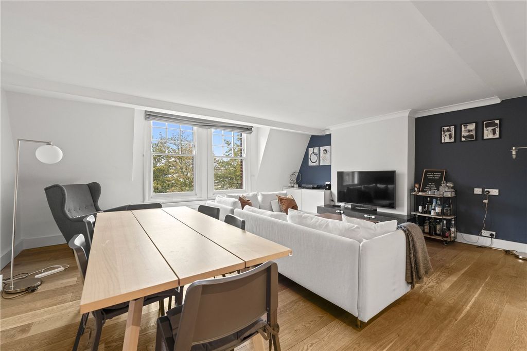 Property photo 2 of 13 Picture No. 16