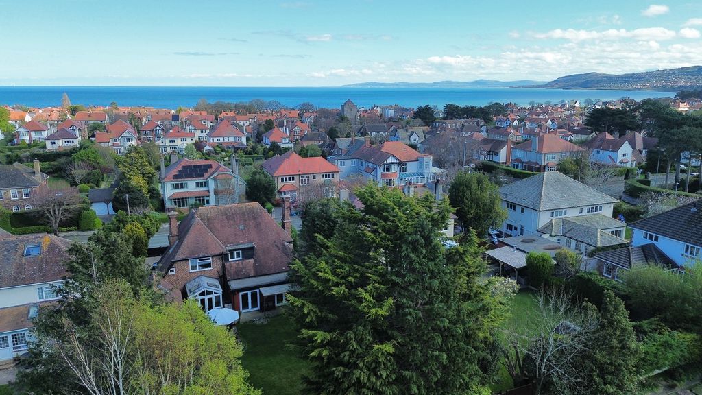 Property photo 2 of 48 Photo 50