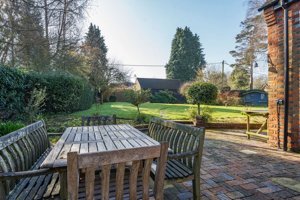 Property photo 2 of 11