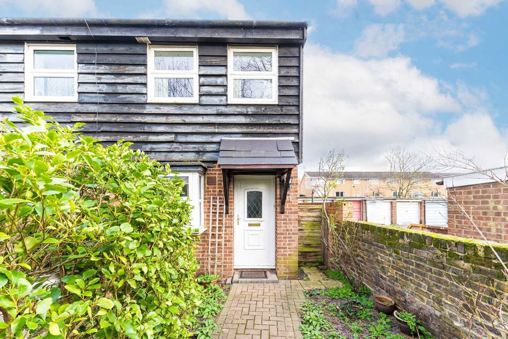 Property photo 1 of 7