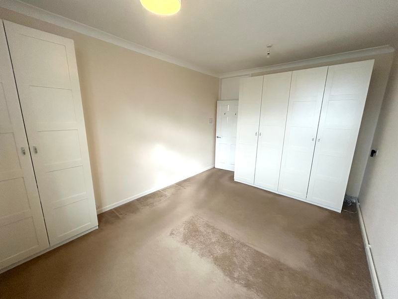 Property photo 3 of 10 Photo 3