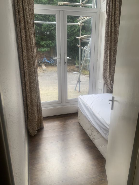 Property photo 3 of 4 Bedroom