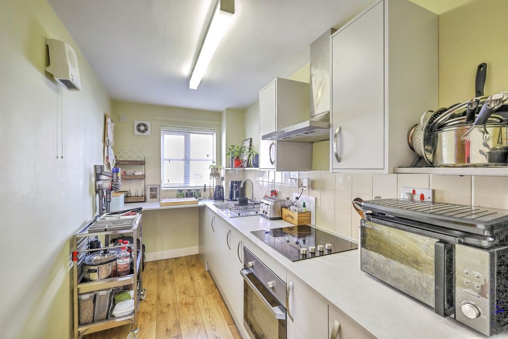 Additional image 5 of 1 bed flat for saleOsborne Road, Northampton NN2