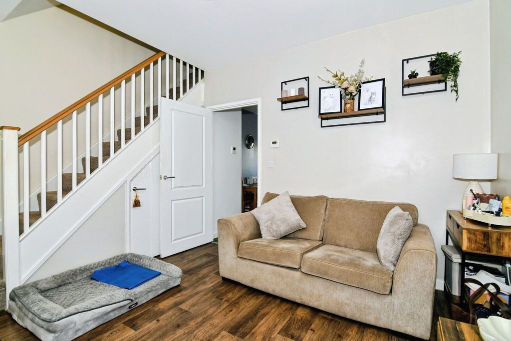 Property photo 3 of 14 Pbox-Img.Jpg