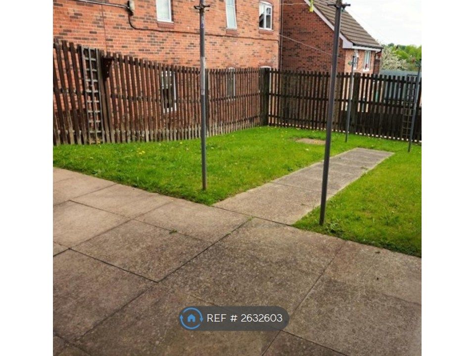 Property photo 2 of 8