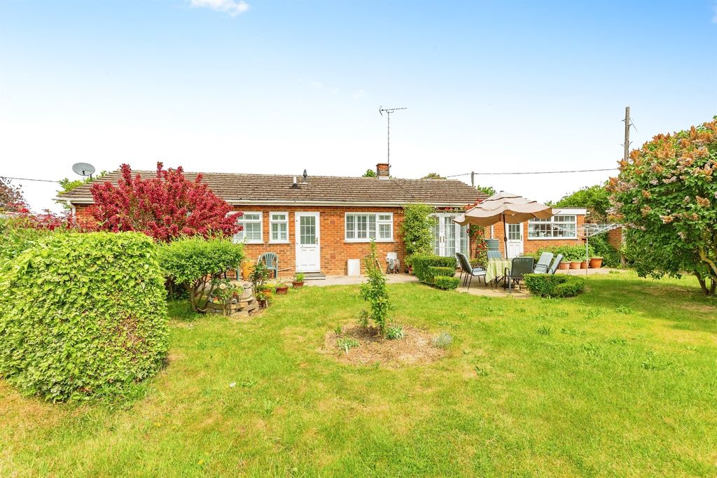 Property photo 2 of 17