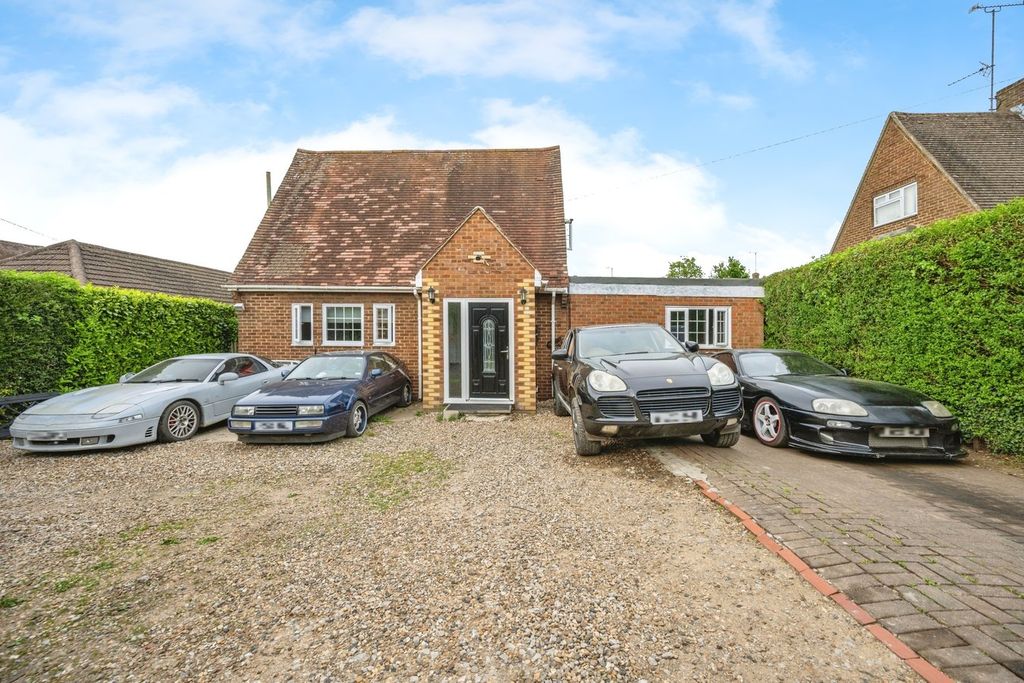 Property photo 1 of 25