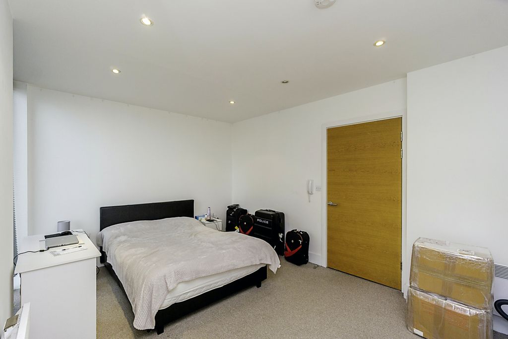 Property photo 2 of 15 Photography