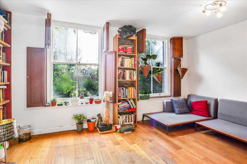 Property photo 3 of 15