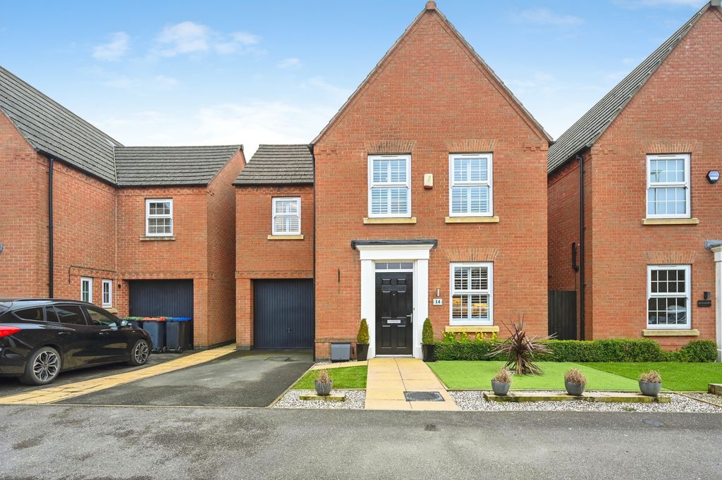 Property photo 1 of 23