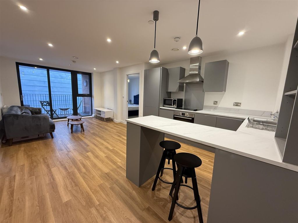 Property photo 2 of 15