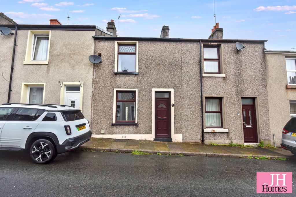 Property photo 1 of 13