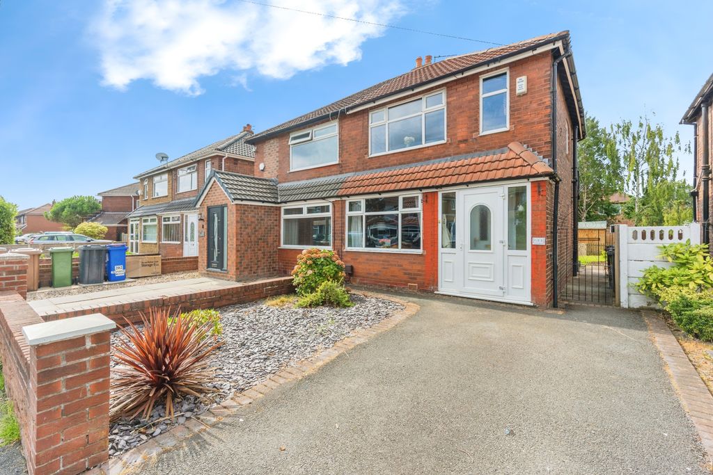 Property photo 1 of 18