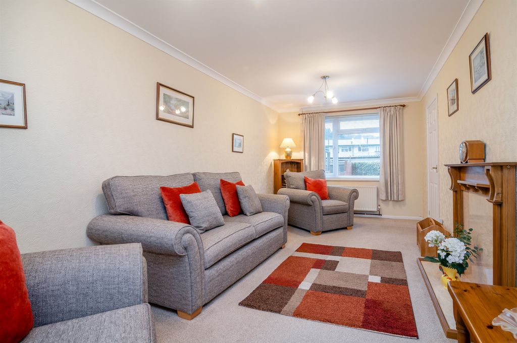 Property photo 3 of 21