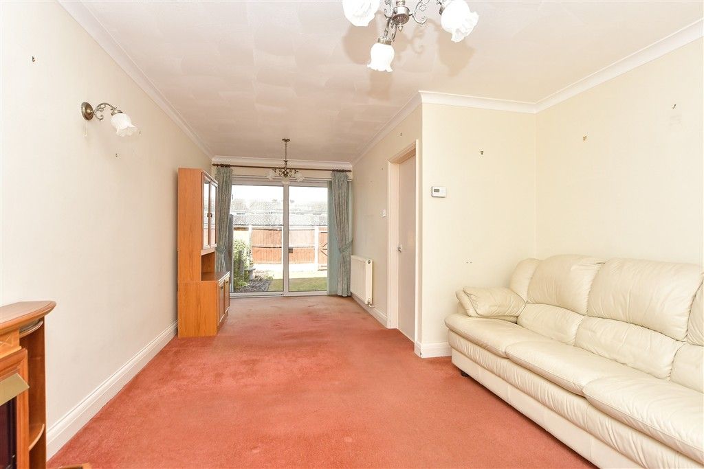 Property photo 3 of 10 Lounge/Diner