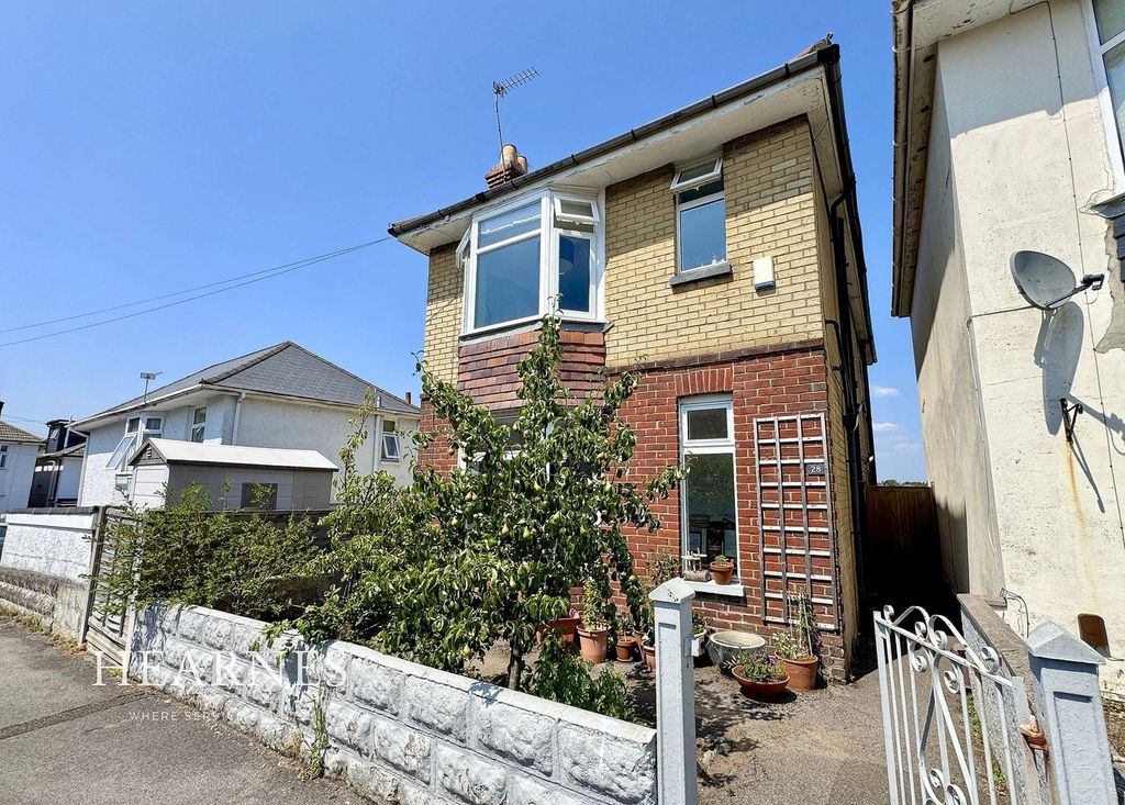 Property photo 1 of 19