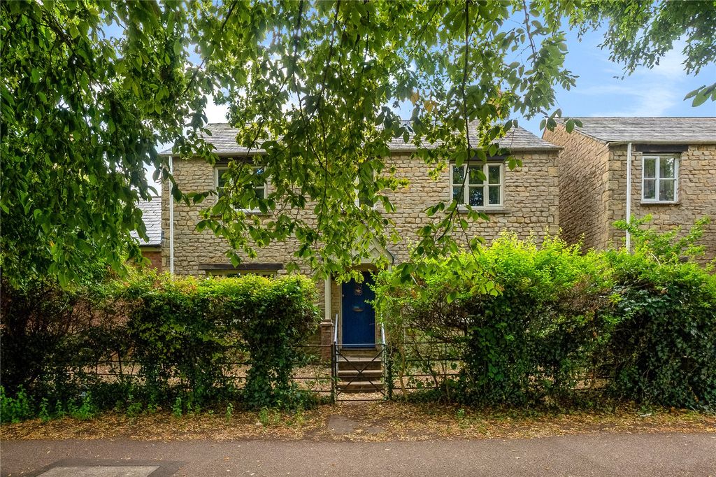 Property photo 1 of 14 Picture No. 01