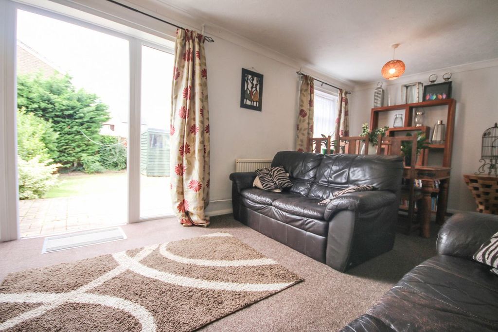 Property photo 3 of 21