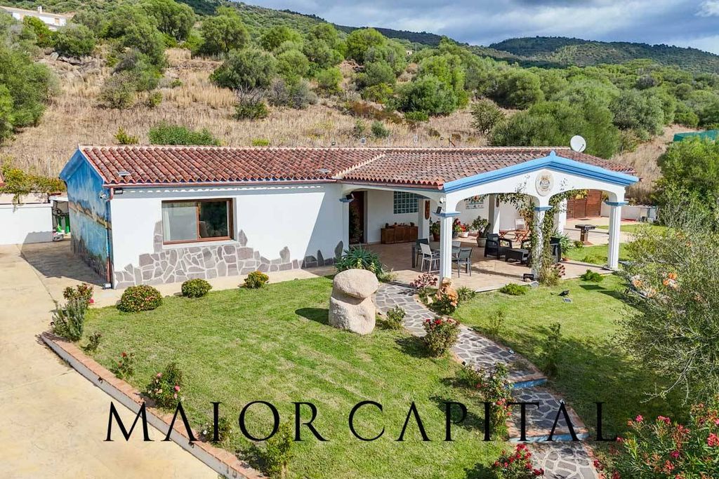 Property photo 1 of 44