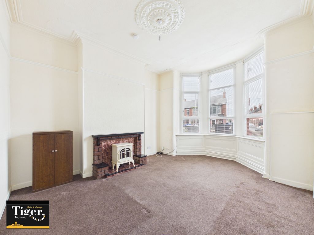 Property photo 2 of 9 Cam03440G0-Pr0706-Still002
