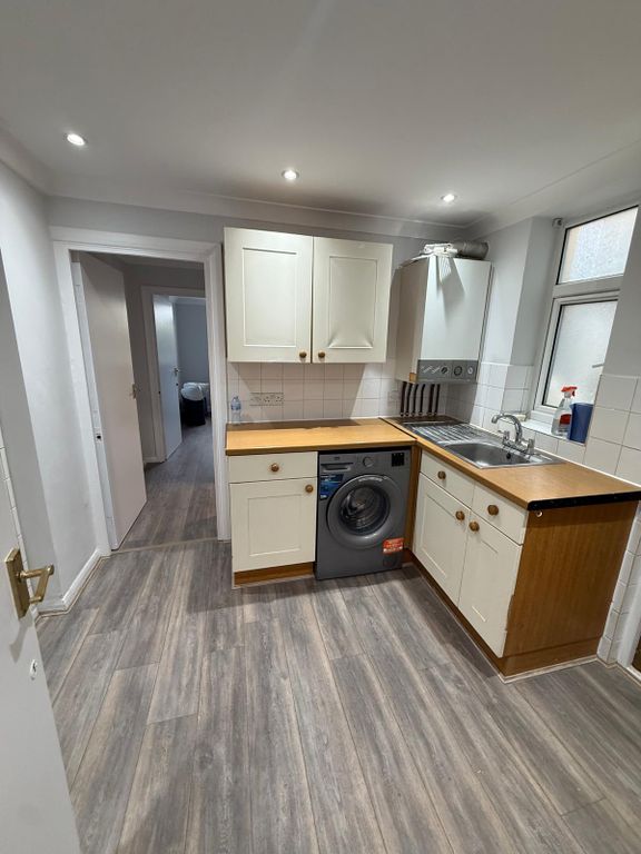 Property photo 2 of 4