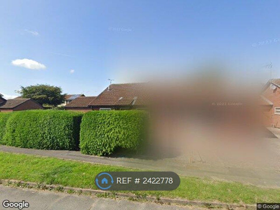 Property photo 1 of 2