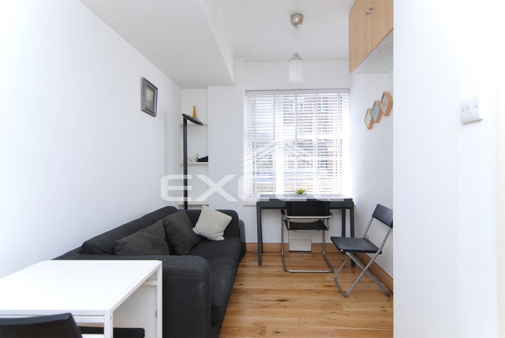 Property photo 1 of 4 Img_40056_1_Original