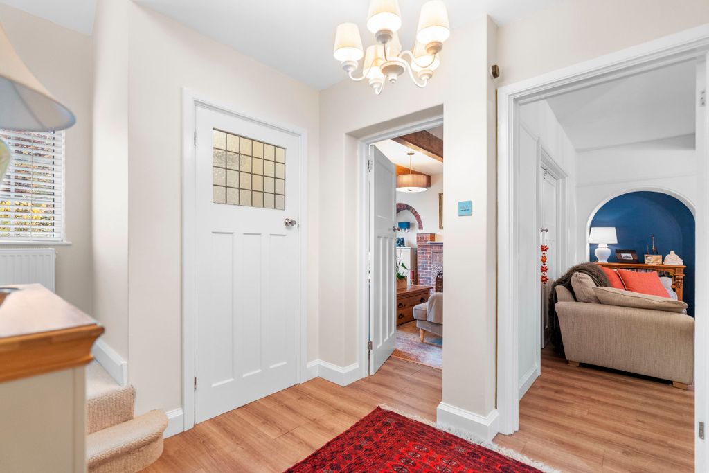 Property photo 2 of 26