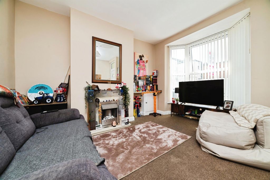 Property photo 2 of 17