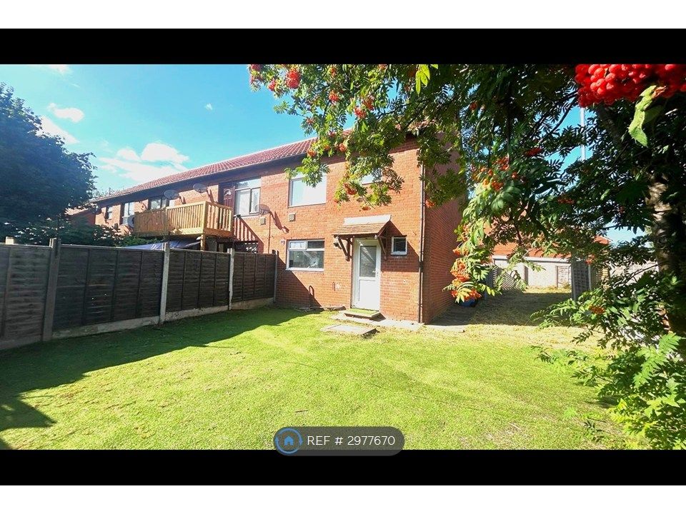 Property photo 1 of 31