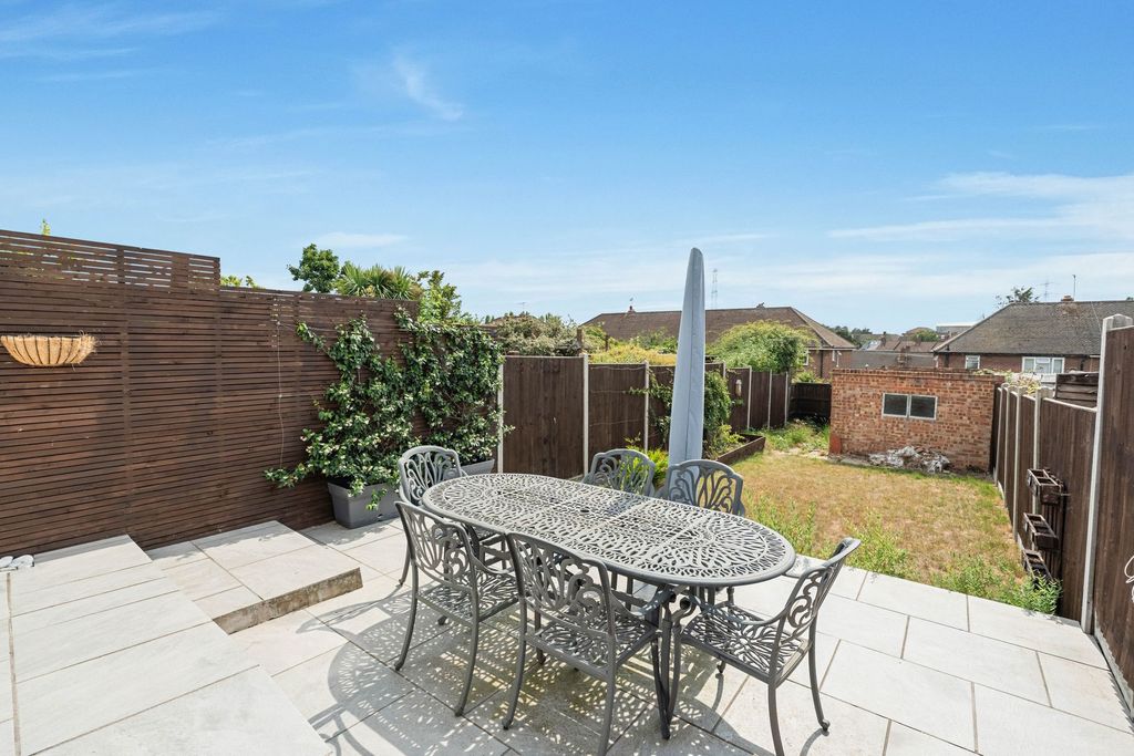 Property photo 2 of 15