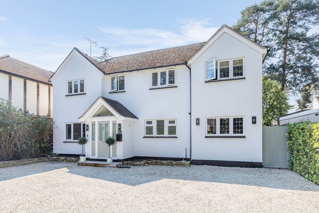 Property photo 1 of 58 Picture No. 59