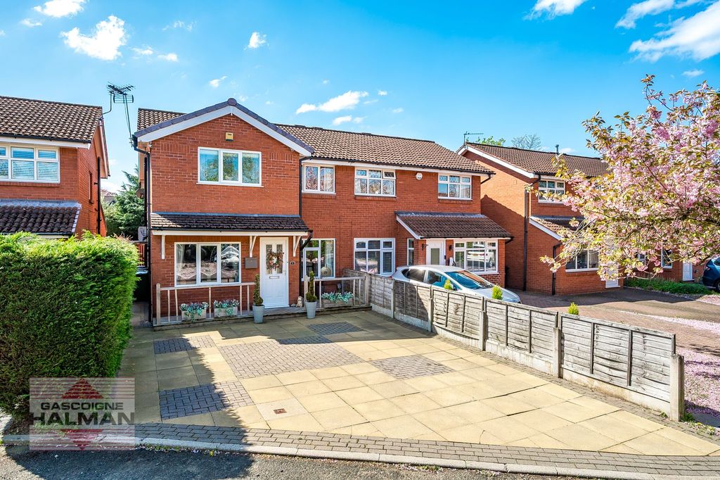 Property photo 1 of 24