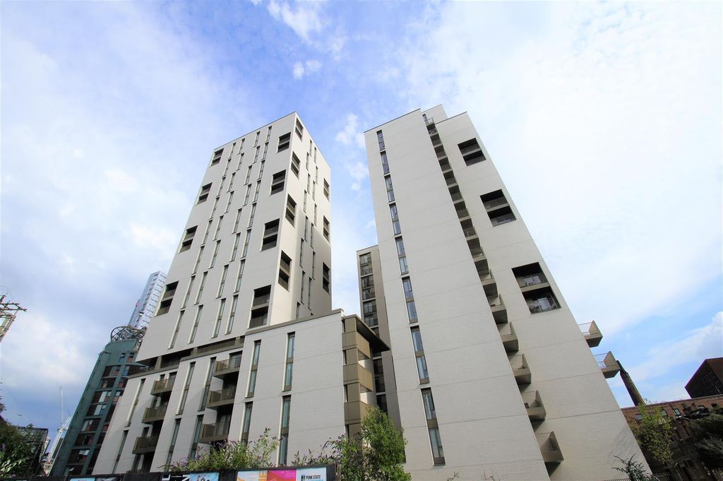 Property photo 3 of 6