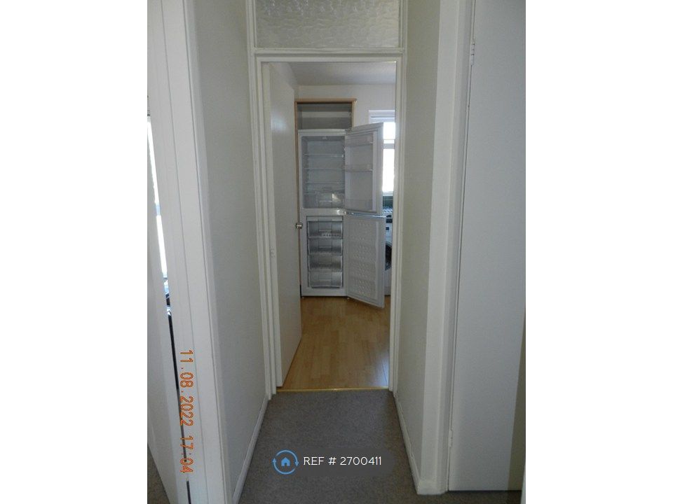 Property photo 3 of 30