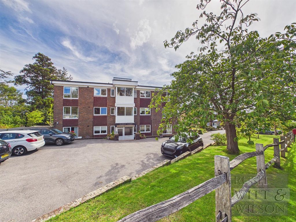 Property photo 1 of 27