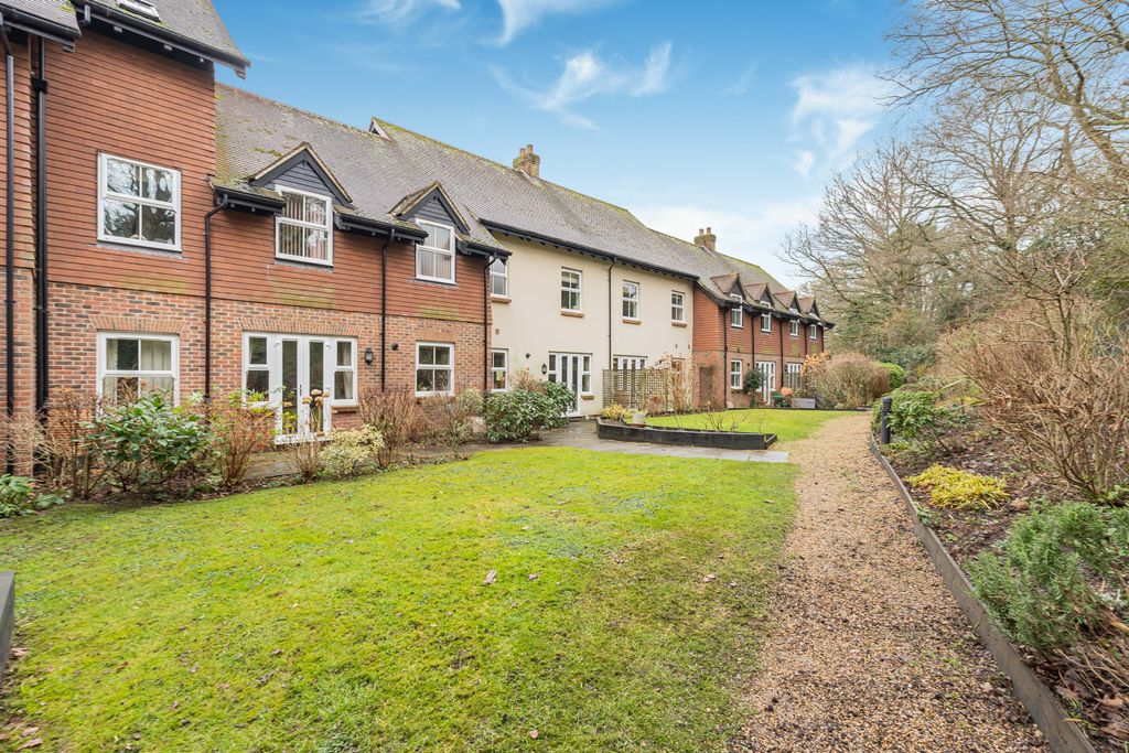 Additional image 22 of 2 bed flat for saleMerritts Meadow, Petersfield, Hampshire GU31
