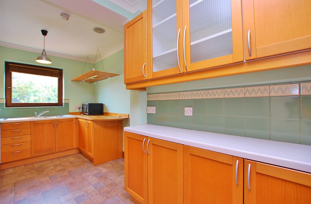 Property photo 2 of 13 Photo 04