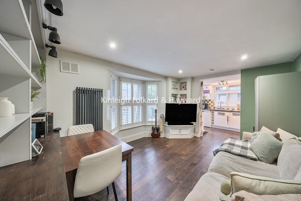 Property photo 2 of 16 Picture No. 07