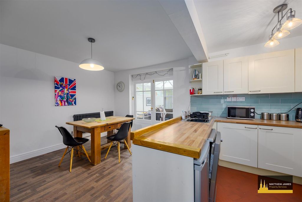 Property photo 2 of 19 Open Plan Kitchen Dining Room