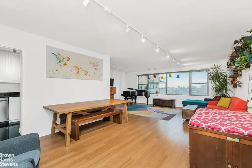 Property photo 2 of 16 <Alttext/>
