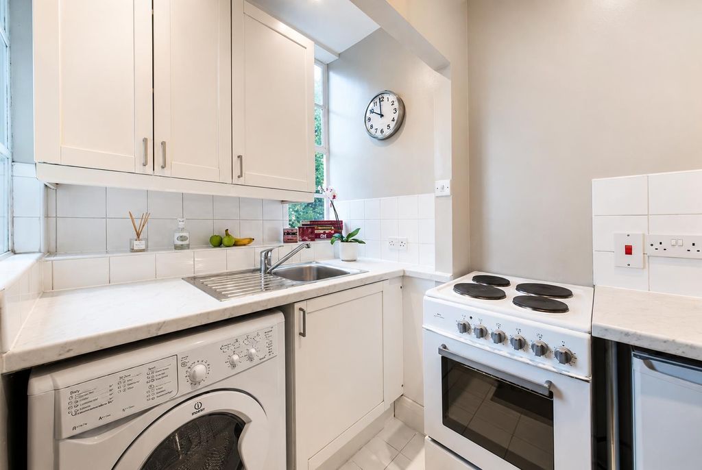 Property photo 3 of 8 71634F5c-B49E-4E60-8A9E-6546c98A3835.Png