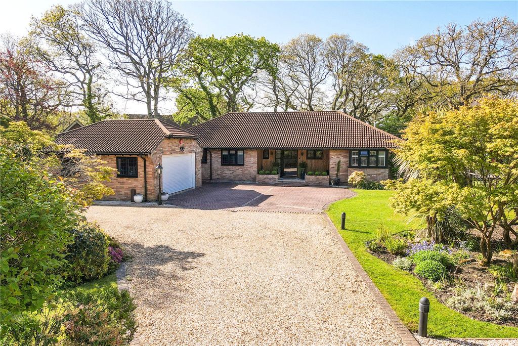 Property photo 1 of 44 Picture No. 97